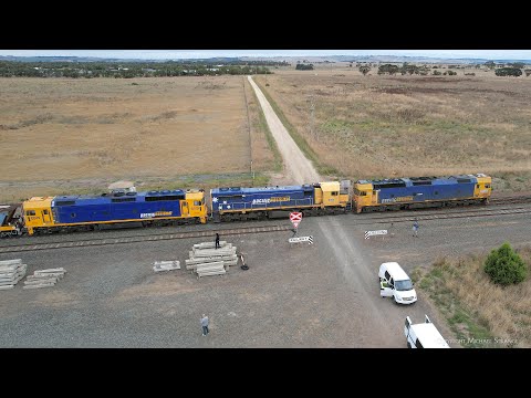7735V Pacific National Grain Train With G540 X48 G519 Arrives At Gheringhap (5/4/2022) - PoathTV