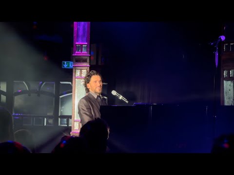 Vladimir Korneev - La vie en rose (Live Performance)