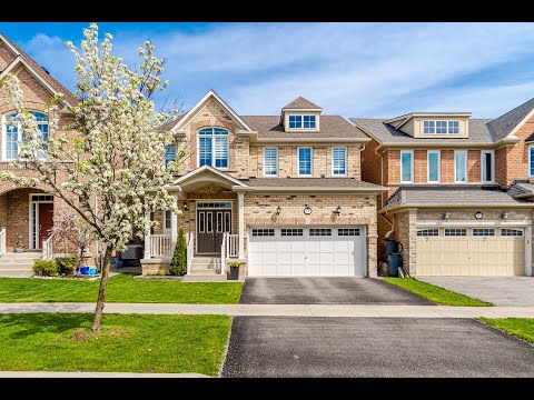 18 Bruce Thomson Drive, Markham Home - Real Estate Properties