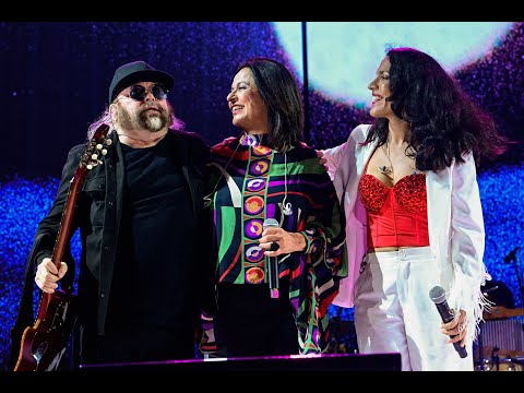 Olga Cerpa y Mestisay & Haydée Milanés & Carlos Varela - "Identidad" (Pablo Milanés).