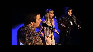 Peter Paul and Mary Alive &quot;If I Had A Hammer&quot;