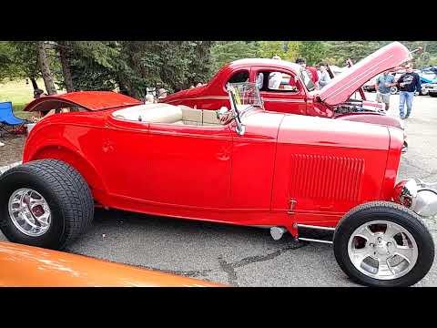 1932 PORSCHE GAURDS RED FORD ROADSTER
