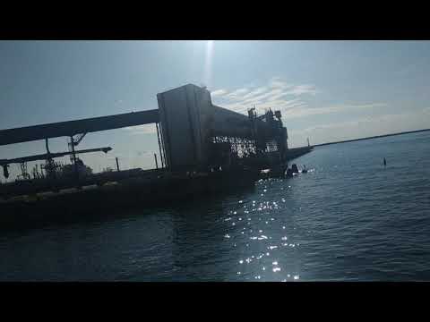 #tuapse #russia #embankment #conversation with a fisherman /the port is noisy