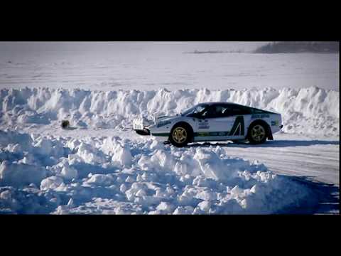 FERRARI and PORSCHE drifting on ice 2010 MAT ice racing school