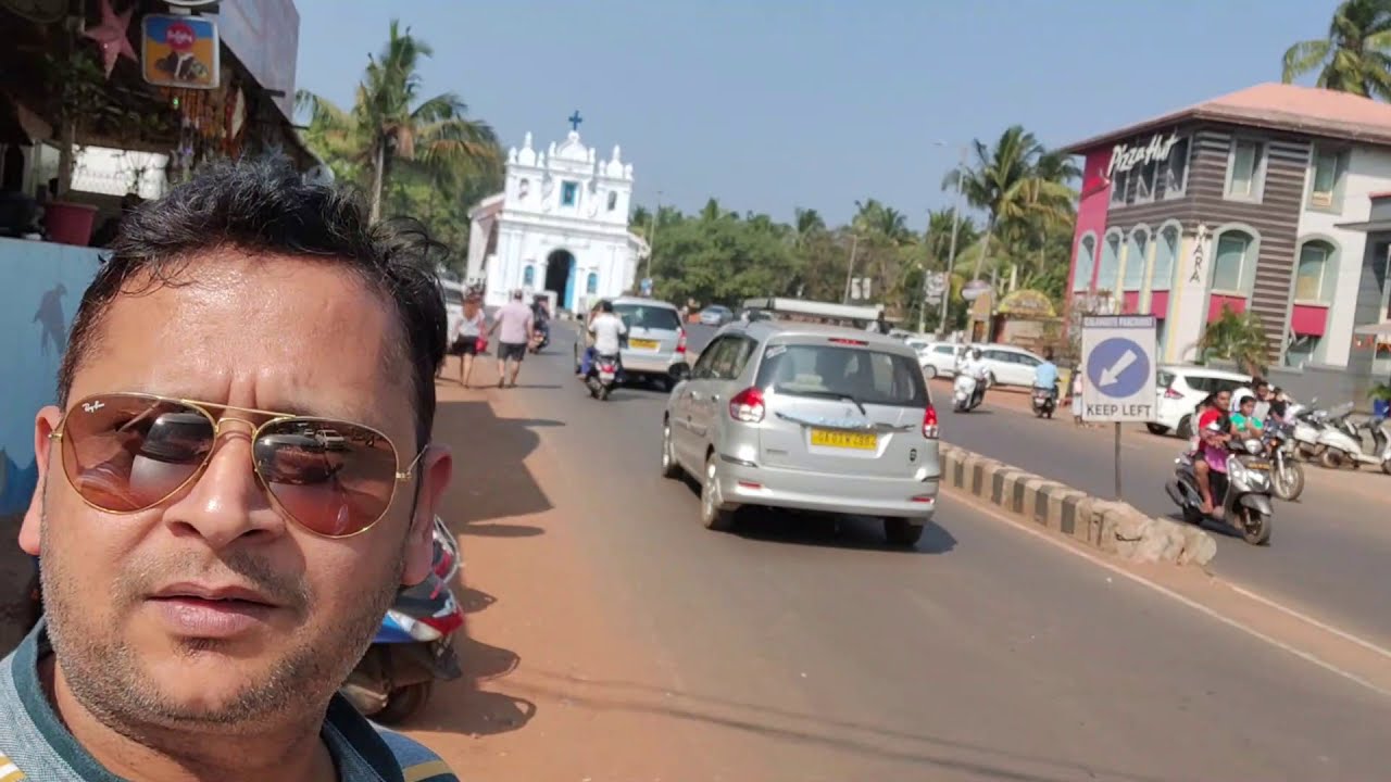 Ozran Beach Goa | Curlies in Goa | Little Vagator Beach Goa | Curlies Goa  | Goa wale beach pe