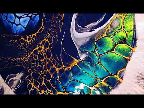 New Chameleon Pigments From Fluid-art.co 💙 #fluidart #abstractart #acrylicpouring