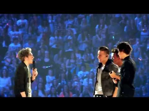 Niall Horan, Olly Murs impression, essex accent, One Direction, Take Me Home Tour