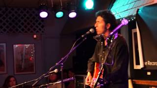 Michael Ubaldini - Walk Through Fire ( Live from the Blue Bird  cafe Nashville TN)