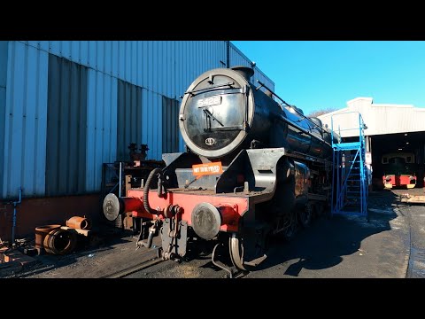 NYMR - MPD look round. 825 wheels removed. Black 5 No 5428, Class 37 and Class 25 maintenance