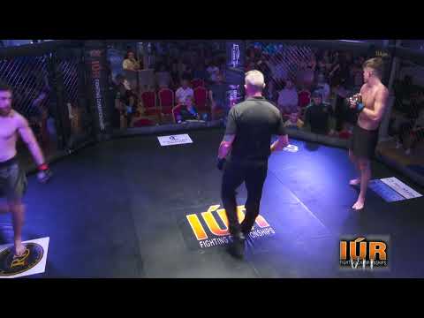IÚR FC 7 - Michael Shields vs Mareks Supe