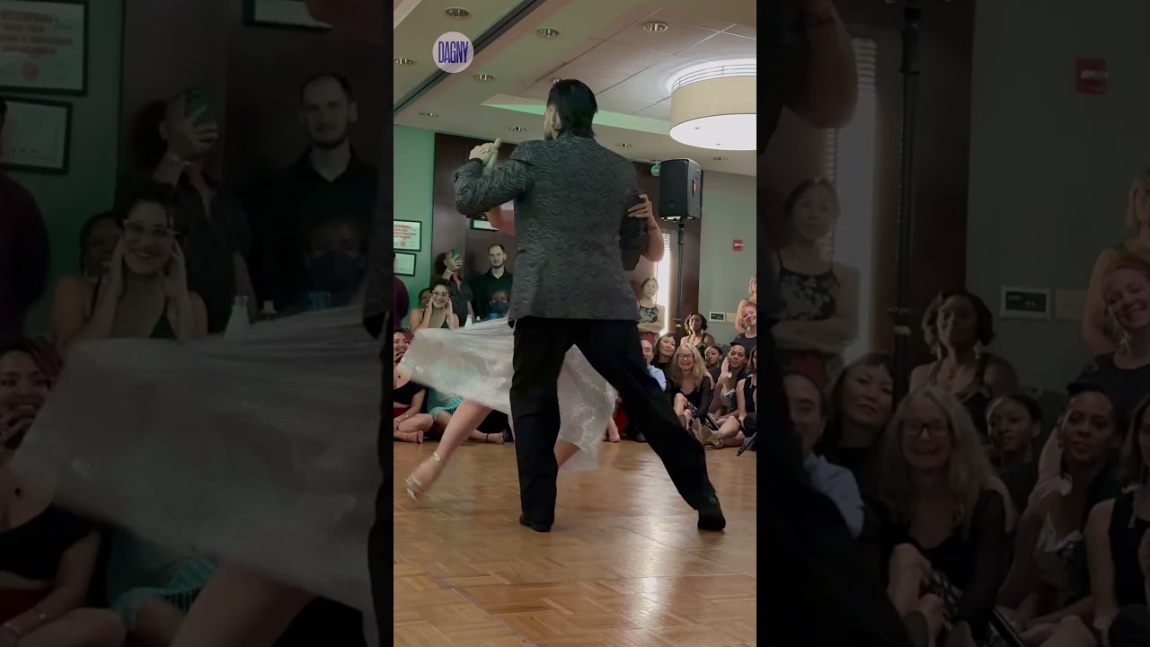 Video thumbnail for Hugo Patyn and Celina Routundo Argentine tango to “No Hay Tierra Como La Mía" by Canaro (15/17)