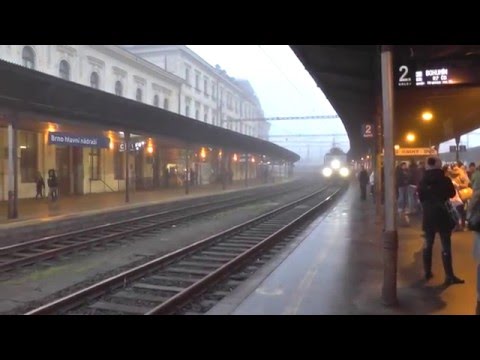 ČD 362.175 - Příjezd vlaku R 981 Lipnice - Brno hl.n., 19.12.2015