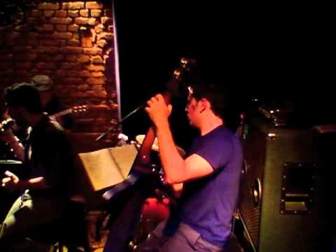 Ferhat Oz Quartet - Nardis Jazz club - Istanbul - 22-09-2011 clip 1