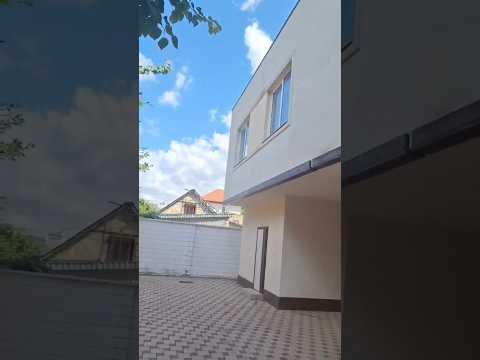 Таунхаус на Невского, Одесса — 108 м², 2 этажа, терраса, парковка, рядом море