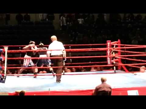 Boxing Jose rodriguez (Round 1)