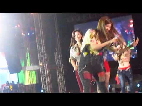 130119 DKFC Gee CUT -Yoona, Seohyun, Yuri, Sunny, Taeyeon on our side