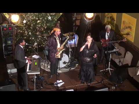 Connie Harvey Live in Switzerland at the Kornhaus Kella 2017, singing My God Is Real