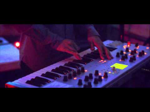 Volta Bureau "The End" (Live)