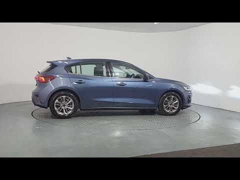 Ford Focus TITANIUM Petrol Manual - Image 2