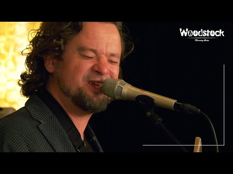 Stevie Wonder - Love's In Need Of Love Today with Stereo Fender Rhodes Mark 2 - Soon Rhodes Mark 8