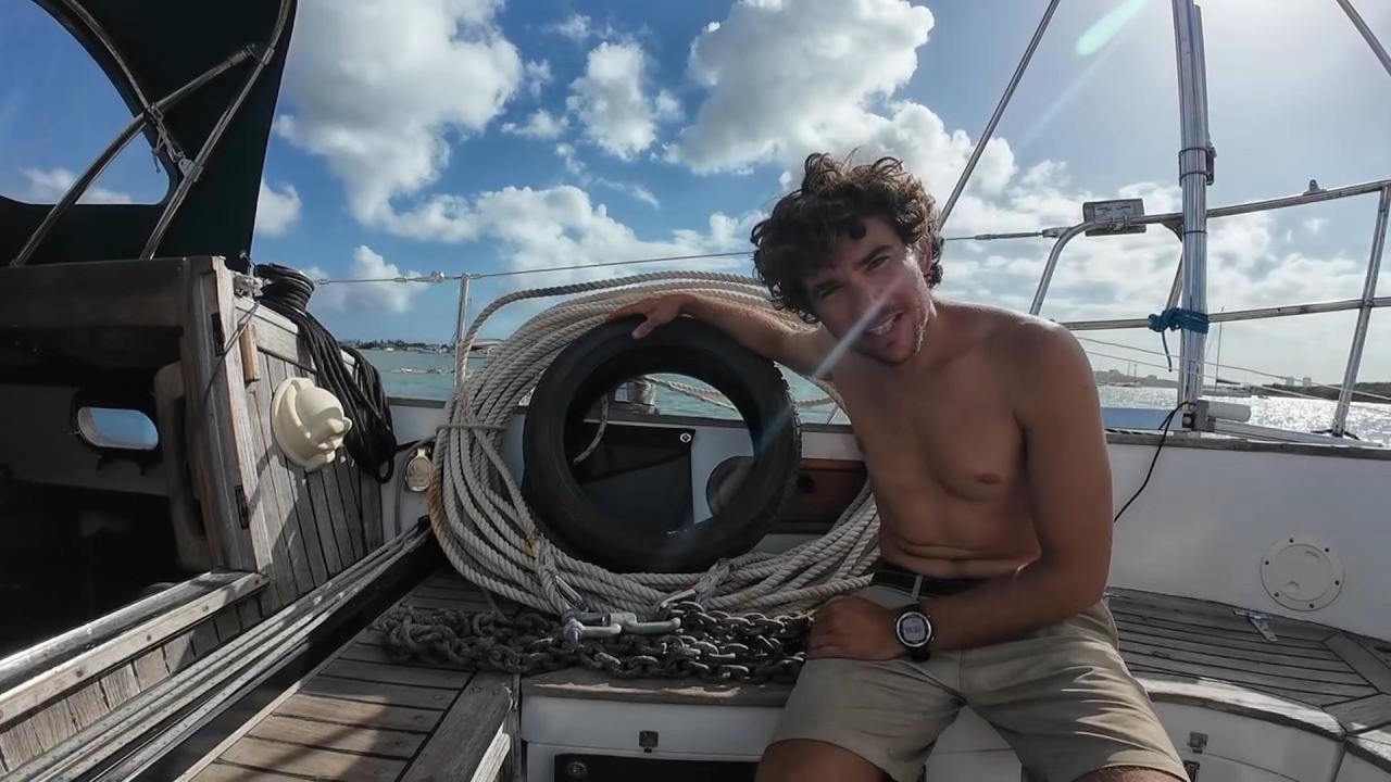 Caught in a 40-Knot Storm | Starlink Lost, Storm Rising... Daniel Pinsky’s Solo Atlantic Fight