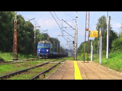 Byk ET22-1009 z 6-osiowymi platformami Samms | Korwinów |