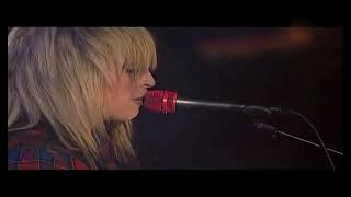 The Ting Tings - We Walk - Live (Live Music Video)