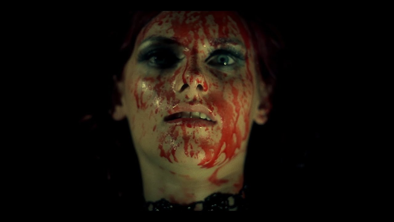 Miniature de la vidéo 13 NOTES EN ROUGE – (OFFICIAL TRAILER ) (Sadique-master distribution) du film 13 notes en rouge