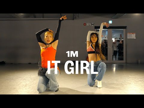 Aliyah's Interlude - IT GIRL / Harimu X Vessi Choreography