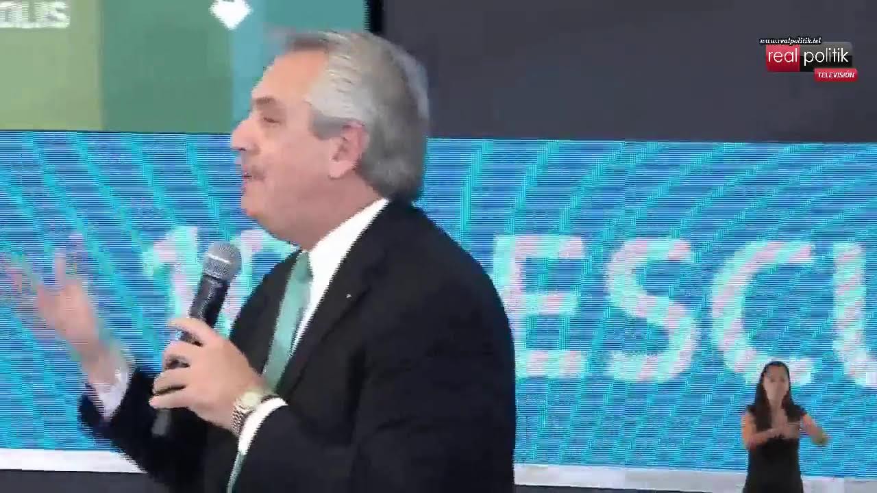 Fernández: "El 2 de marzo vamos a iniciar el ciclo lectivo y a olvidarnos de tener la cara tapada"