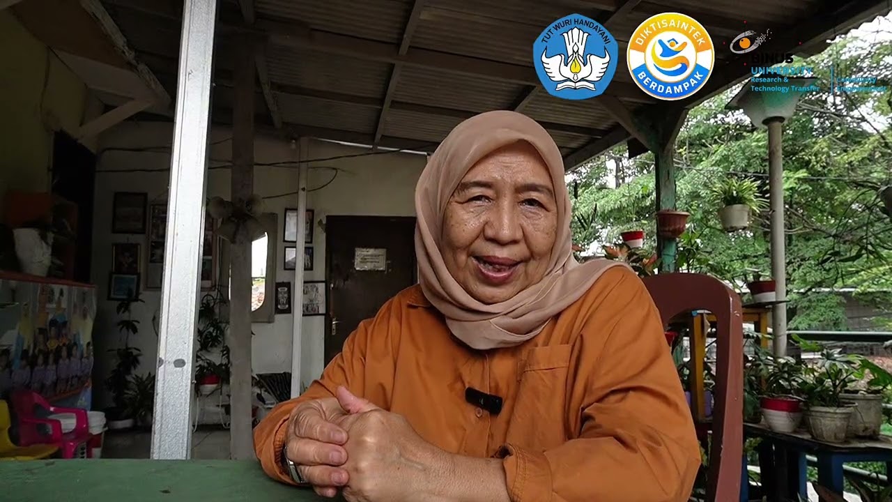 Digitalisasi Bank Sampah&Pemberdayaan Lansia melalui Inovasi Produk Ramah Lingkungan