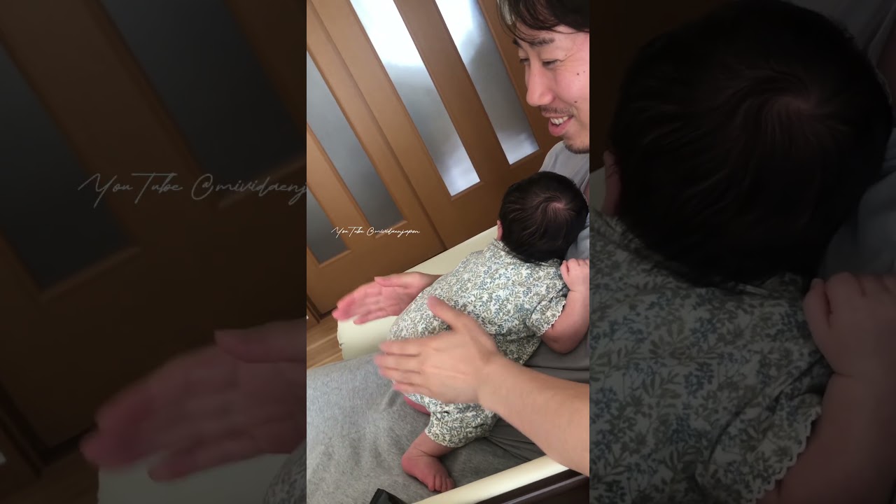 Papá haciéndolo dormir a su bebe 父、息子の寝かしつけ方 @Mividaenjapon  #papá #bebé #japón