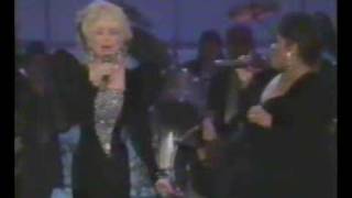 Dolly Parton  &amp; Nell Carter &quot;Operator &amp; I&#39;ll fly away&quot;