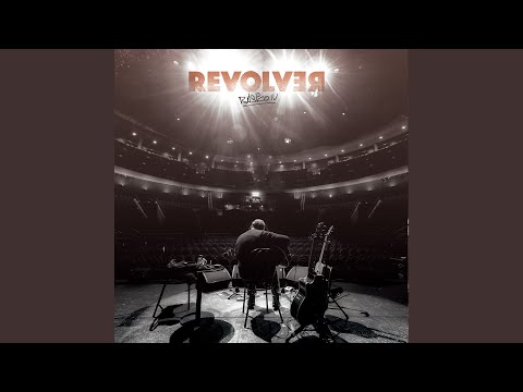 Más Tequila - Revolver