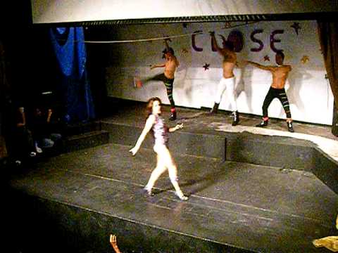 Kyara Schysnnaider & Kimberlly Light " One Birthday Close " Na Boate CLOSE Dia 01-08-2010