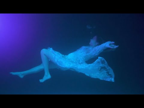 Lexi Jayde - running in place (Official Music Video)