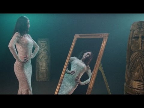 Eyra / Ейра — Альфакоханка