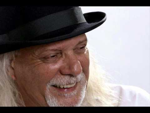 Zé Geraldo canta Mundo Véio Cansado