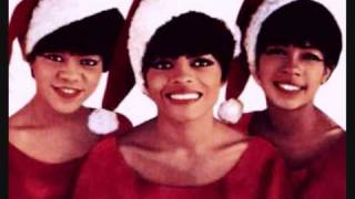 The Supremes - Santa Claus Is Coming To Town