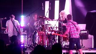 Elevator-Hawk Nelson (live)