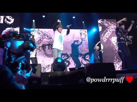 FANCAM - BTS - DOPE - Kcon NY 160625