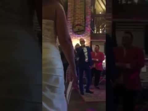 Les mis wedding flash mob