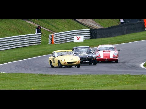 MGB vs Porsche 911 at Brands Hatch Indy Circuit, final 10 laps. Onboard Video 1080P