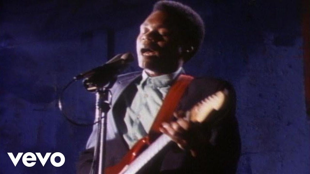 Robert Cray - Smoking Gun - YouTube