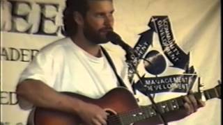 John Gorka live at Woodland Park Zoo Seattle (1'41"), August 15,1990: