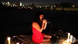 Sessions: Emily Reo - 