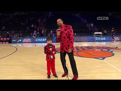 Walt "Clyde" Frazier's "Mini-Me"?!? | New York Knicks Gamenight