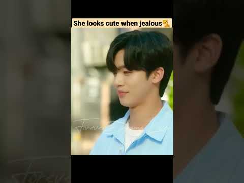 She looks cute when jealous🐈💞#alovesobeautiful#jealousy#gf#bf#love#kdrama#edit#viral#shorts#ytshorts