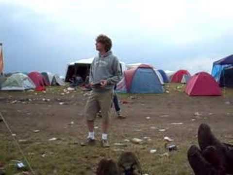 Bob beim Dosen stechen (Teil 2)