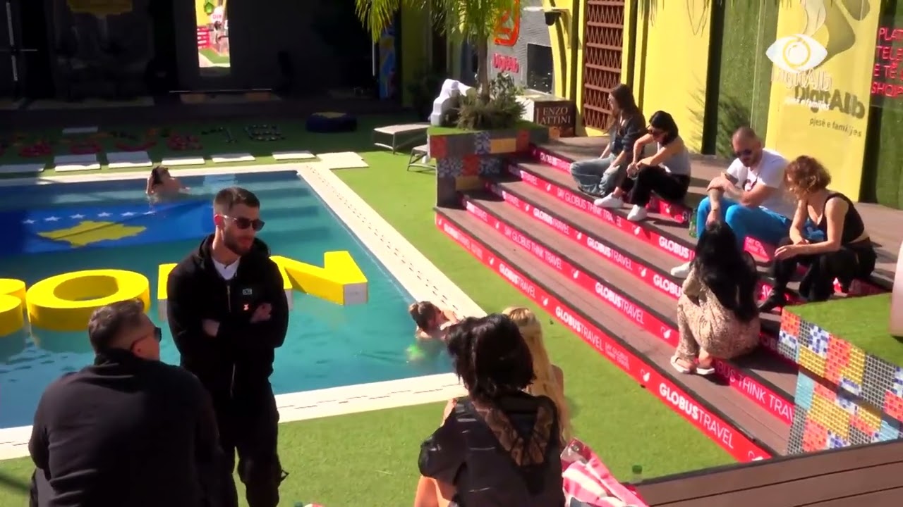 A ja ke marrë ndonjëherë të dashurin shoqes?/ Meritoni pyet Rozën